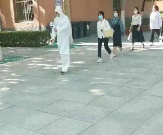 我校為疫情下參加教師資格證面試的學(xué)生保駕護航