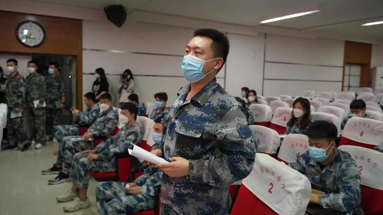 憶軍旅青春 走規(guī)劃人生——賀陽集團退役軍人大學生人生規(guī)劃專題講座