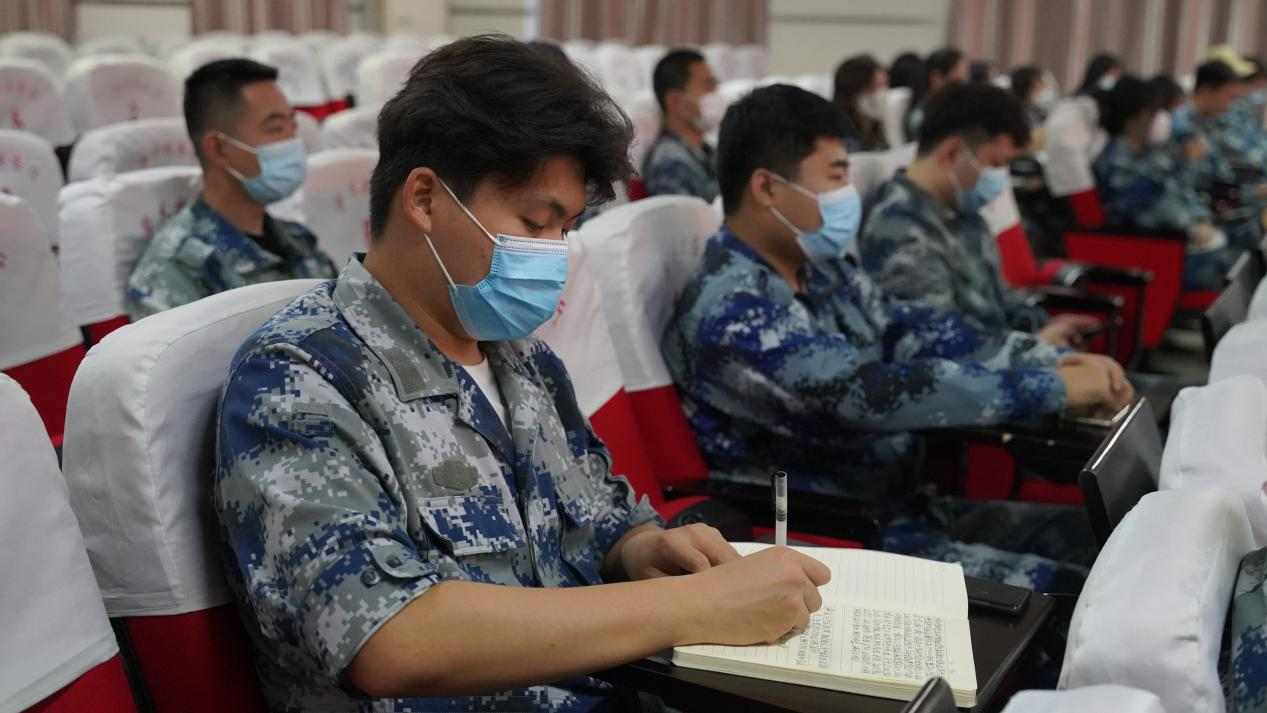 憶軍旅青春 走規(guī)劃人生——賀陽集團退役軍人大學生人生規(guī)劃專題講座