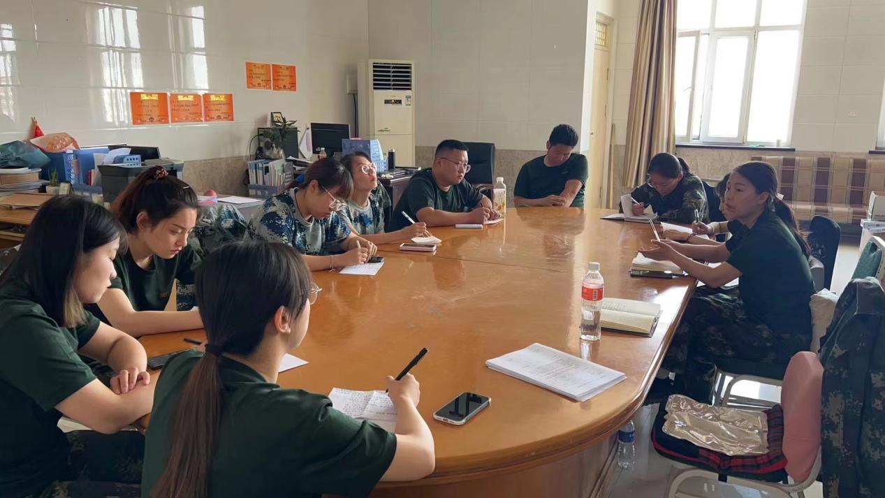 強(qiáng)化凝“新”聚力,賡續(xù)立德樹人——我?!皞鲙蛶А笔叫氯肼気o導(dǎo)員培訓(xùn)圓滿結(jié)束