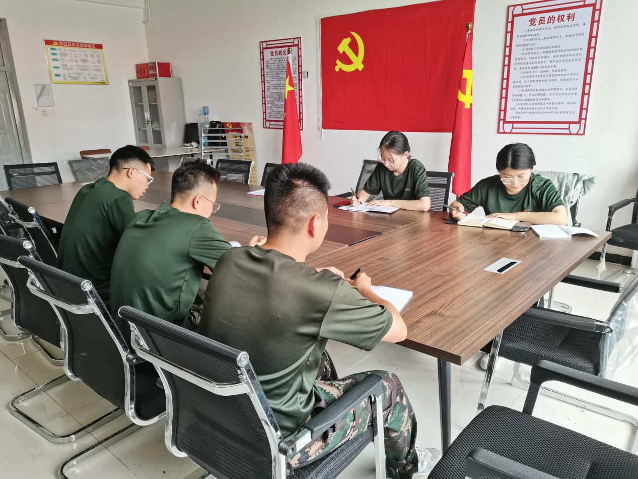 強(qiáng)化凝“新”聚力,賡續(xù)立德樹人——我?!皞鲙蛶А笔叫氯肼気o導(dǎo)員培訓(xùn)圓滿結(jié)束