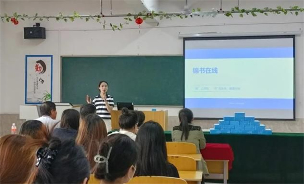 企業(yè)招聘會及簽約儀式