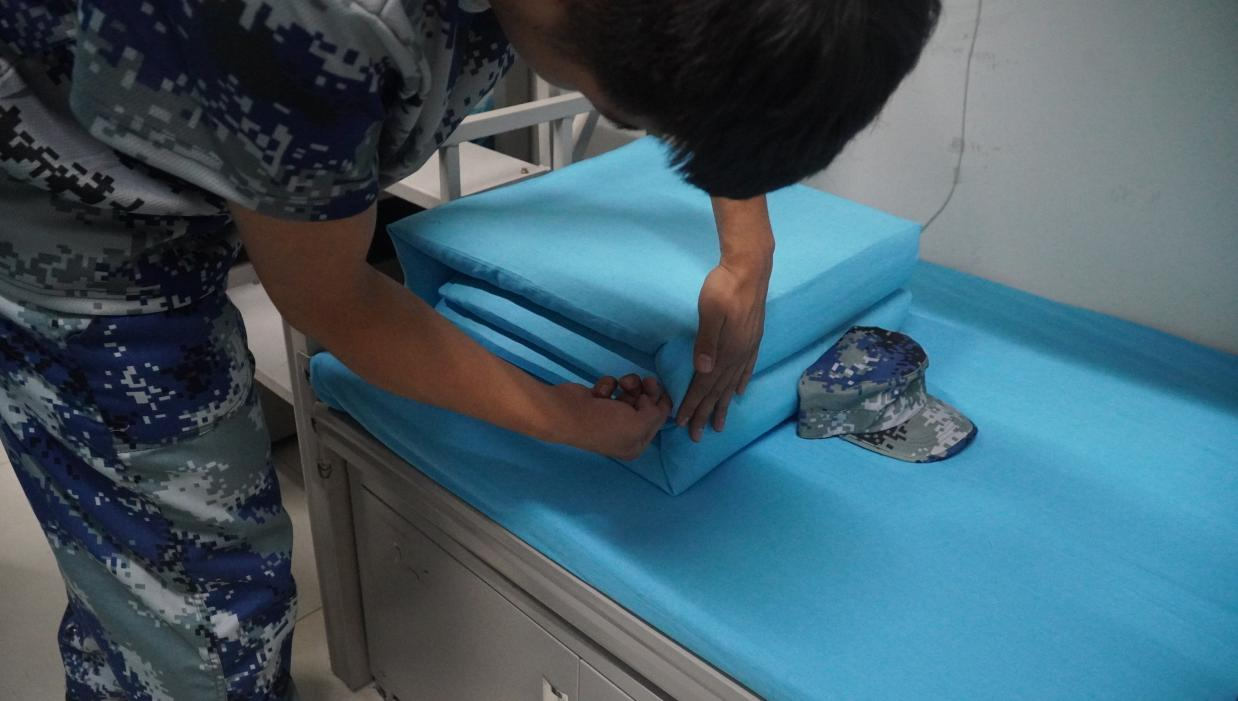 軍訓簡報：軍訓正當時，青春灑汗水
