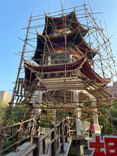 保定理工學(xué)院古亭施工工藝學(xué)習(xí)- 藝術(shù)學(xué)院環(huán)境設(shè)計(jì)專業(yè)學(xué)生感受傳統(tǒng)建筑魅力（一）