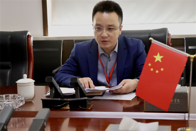 中共保定理工學(xué)院委員會(huì)召開黨委理論學(xué)習(xí)中心組（擴(kuò)大）學(xué)習(xí)會(huì)議