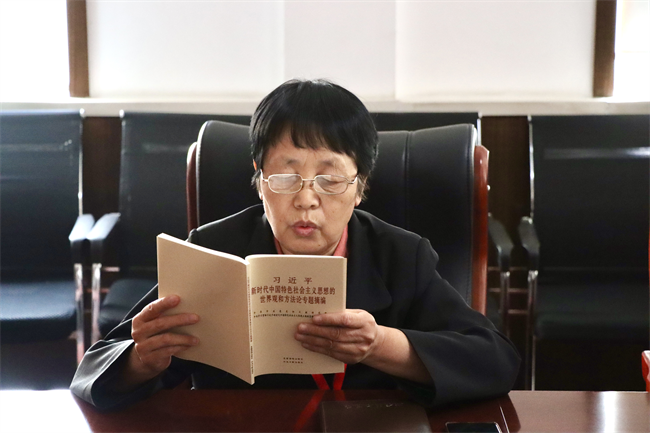中共保定理工學(xué)院委員會(huì)召開黨委理論學(xué)習(xí)中心組（擴(kuò)大）學(xué)習(xí)會(huì)議