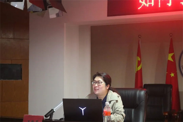 賦能履職勇?lián)?dāng)，榜樣引領(lǐng)助成長——2023年秋季學(xué)期班干部培訓(xùn)班結(jié)業(yè)暨表彰儀式