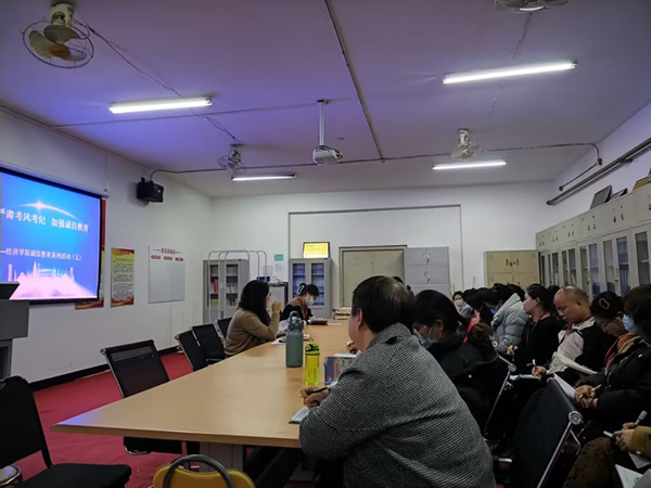 嚴(yán)肅考風(fēng)考紀(jì)，加強(qiáng)誠信教育——我院積極開展誠信教育系列活動(dòng)（五）