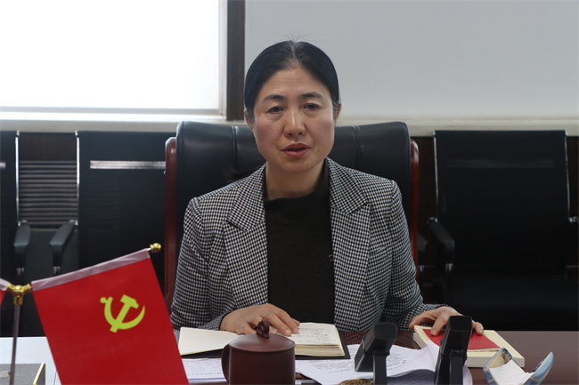 中共保定理工學(xué)院委員會(huì)召開黨委理論學(xué)習(xí)中心組（擴(kuò)大）學(xué)習(xí)會(huì)議