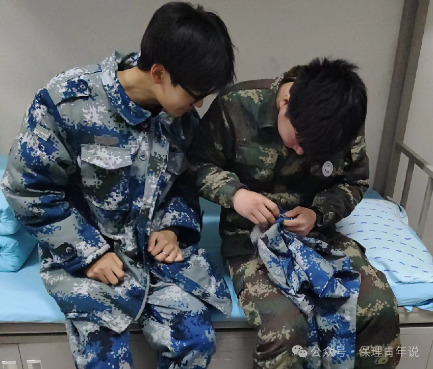 雷鋒精神共傳承,志愿服務(wù)學(xué)雷鋒