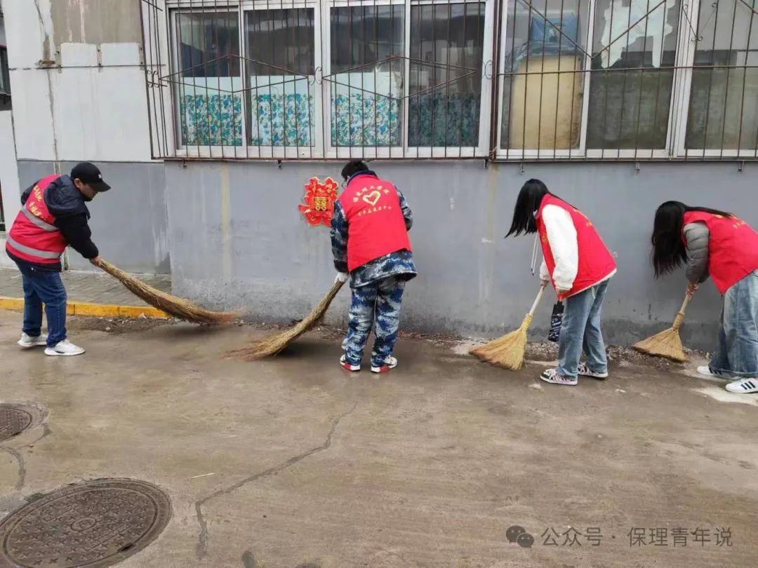 雷鋒精神共傳承,志愿服務(wù)學(xué)雷鋒