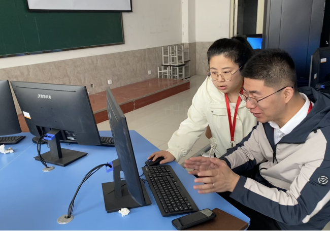 強(qiáng)技能，促提升——信息科學(xué)與工程學(xué)院教師技能系列培訓(xùn)（二）順利開(kāi)展