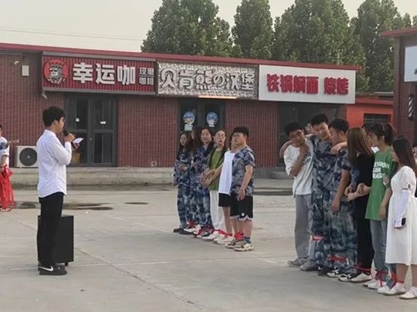保定理工學(xué)院||管理學(xué)院||“趣”享運(yùn)動(dòng)，“味”你加油—我院舉辦趣味運(yùn)動(dòng)會(huì)