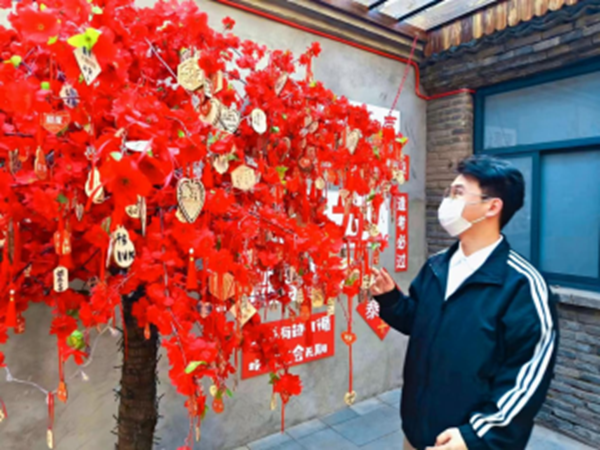 培樹(shù)典型|管理學(xué)院|先進(jìn)引領(lǐng)方向，榜樣凝聚力量（四）