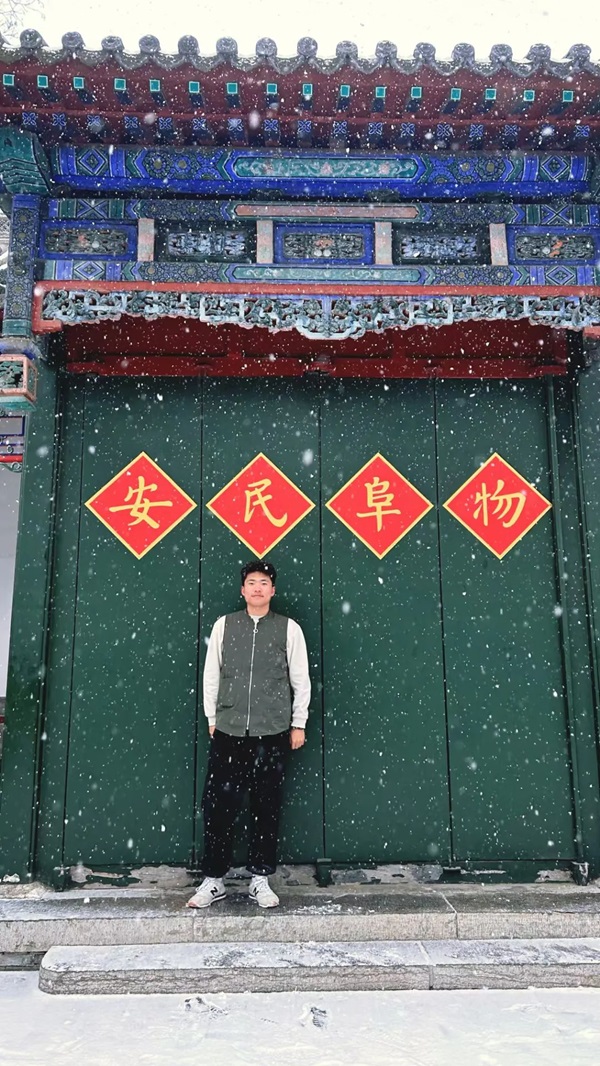 培樹(shù)經(jīng)典|管理學(xué)院|先進(jìn)引領(lǐng)方向，榜樣凝聚力量（五）