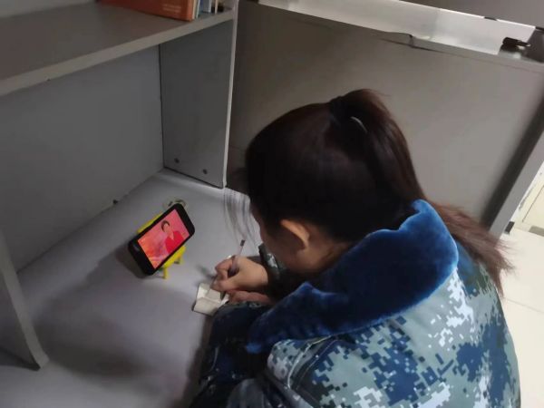 保定理工學院||管理學院||學習榜樣精神，爭做先鋒模范