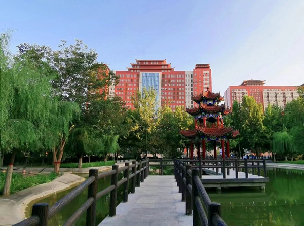 保定理工學院||管理學院||叮咚，你有一篇校園介紹請查收！