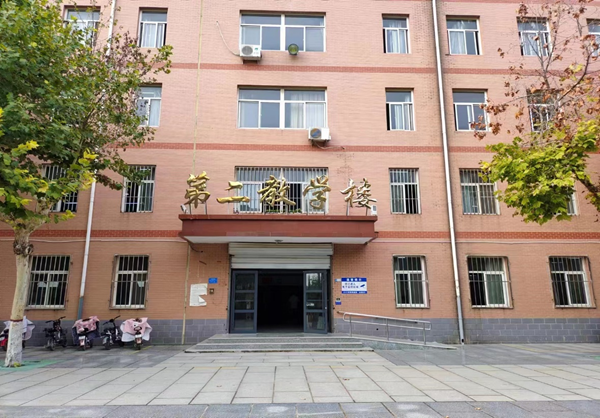 保定理工學院||管理學院||叮咚，你有一篇校園介紹請查收！