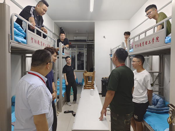 保定理工學院||管理學院||叮咚，你有一篇校園介紹請查收！