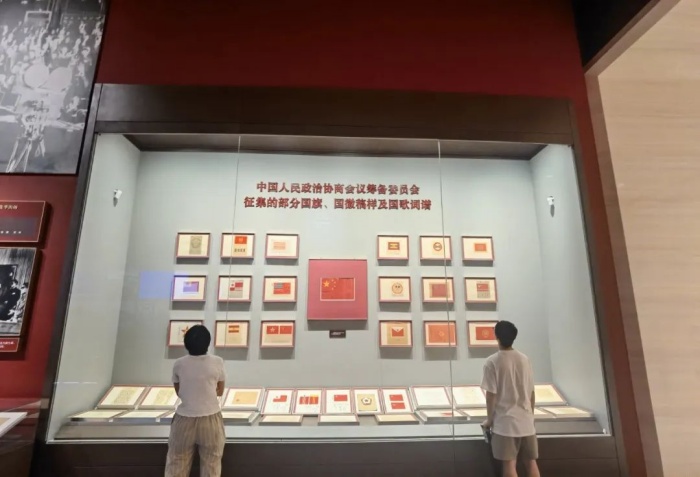 重溫紅色精神，觀今朝之發(fā)展——信息科學與工程學院愛國主義教育實踐團赴中國共產(chǎn)黨歷史展覽館紀實