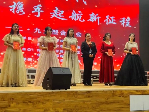 “青春放歌新時(shí)代，攜手起航新征程”合唱活動(dòng)圓滿結(jié)束
