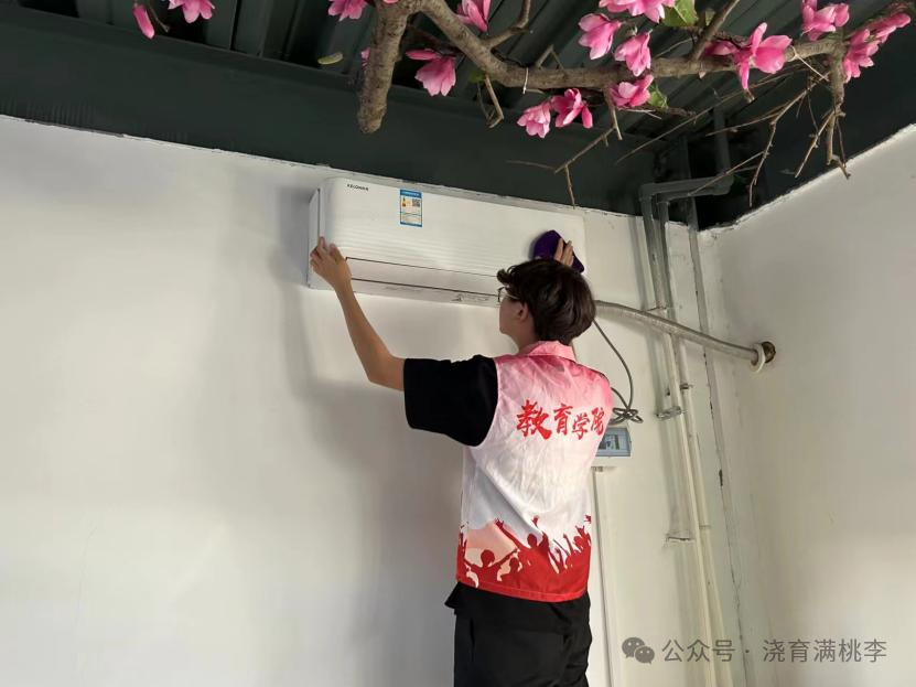 教育學(xué)院成功與善孝居養(yǎng)老院完成孝老敬親實踐教育基地揭牌！
