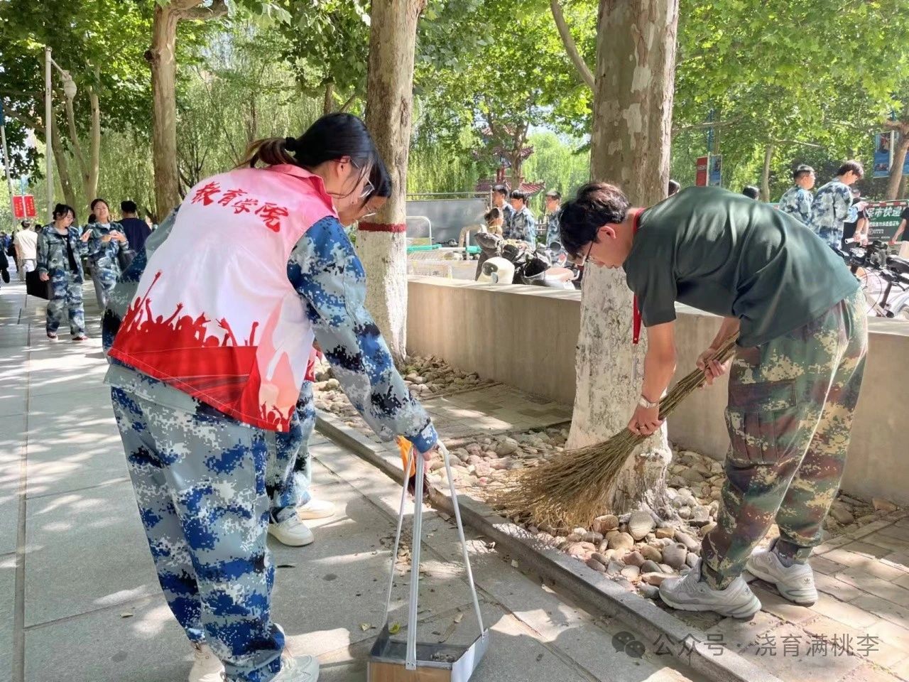 勞動踐于行，美德鑄于心