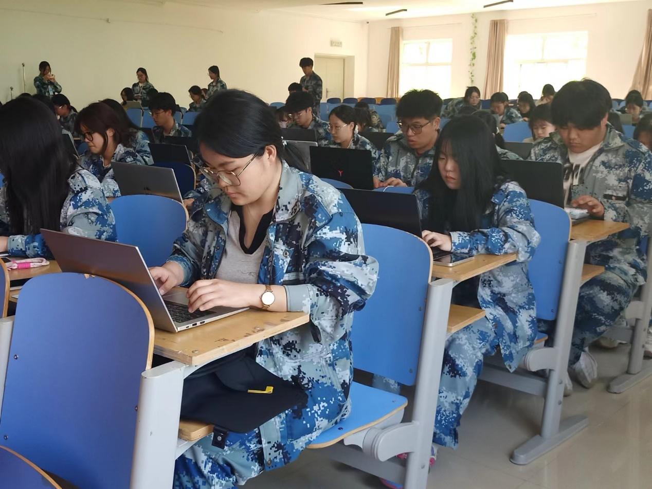 “指尖飛揚(yáng)，運(yùn)指如飛”打字測(cè)速技能大賽