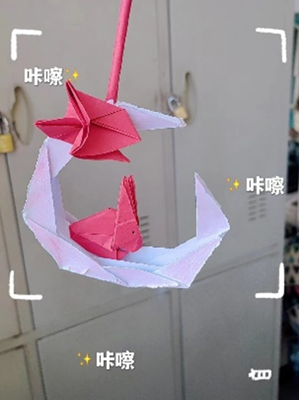 弘揚(yáng)傳統(tǒng)文化 傳承愛(ài)國(guó)情懷——教育學(xué)院開(kāi)展創(chuàng)意燈籠制作活動(dòng)