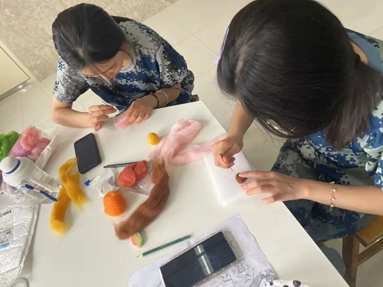 美育如光，熹微朝陽(yáng)