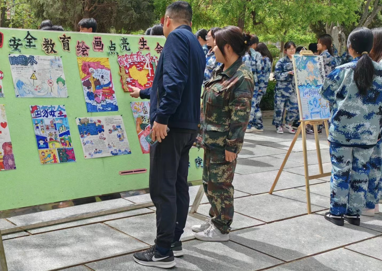 “畫展助力安全教育 繪畫點亮生命之光”國家安全教育主題作品展