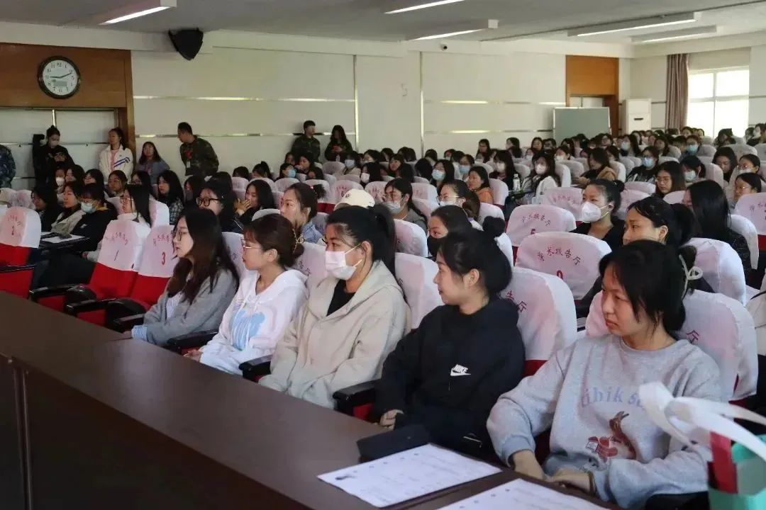 “圓夢教育，桃李芬芳” 雙選會