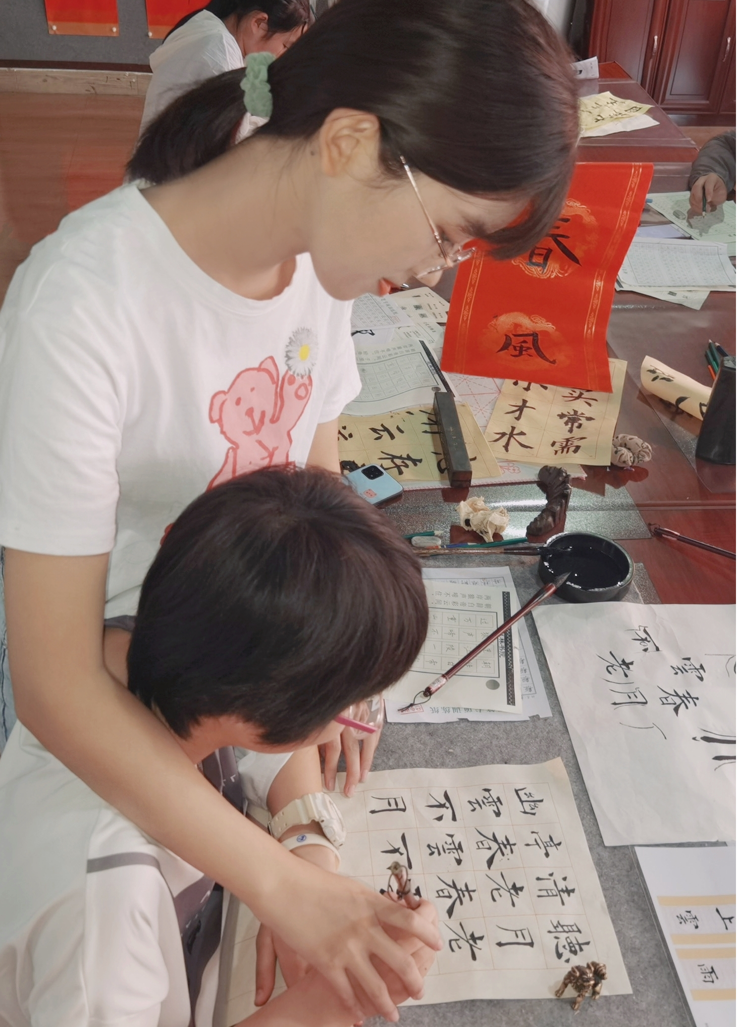 《七彩童夢》點染美好童年——記小學(xué)教育專業(yè)兒童文學(xué)寫作
