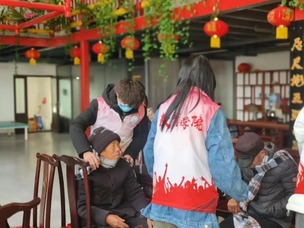“揚(yáng)愛(ài)老美德，獻(xiàn)志愿精神”志愿服務(wù)慰問(wèn)活動(dòng)圓滿結(jié)束