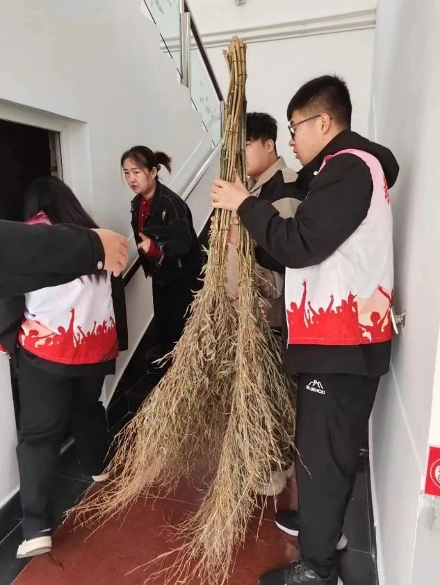 志愿于心，服務(wù)于行