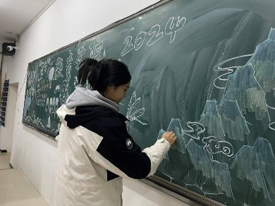 【教育·教學(xué)】黑板定格美好，寄語(yǔ)傳遞深情