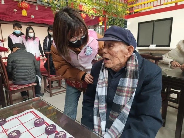 “揚(yáng)愛(ài)老美德，獻(xiàn)志愿精神”志愿服務(wù)慰問(wèn)活動(dòng)圓滿結(jié)束