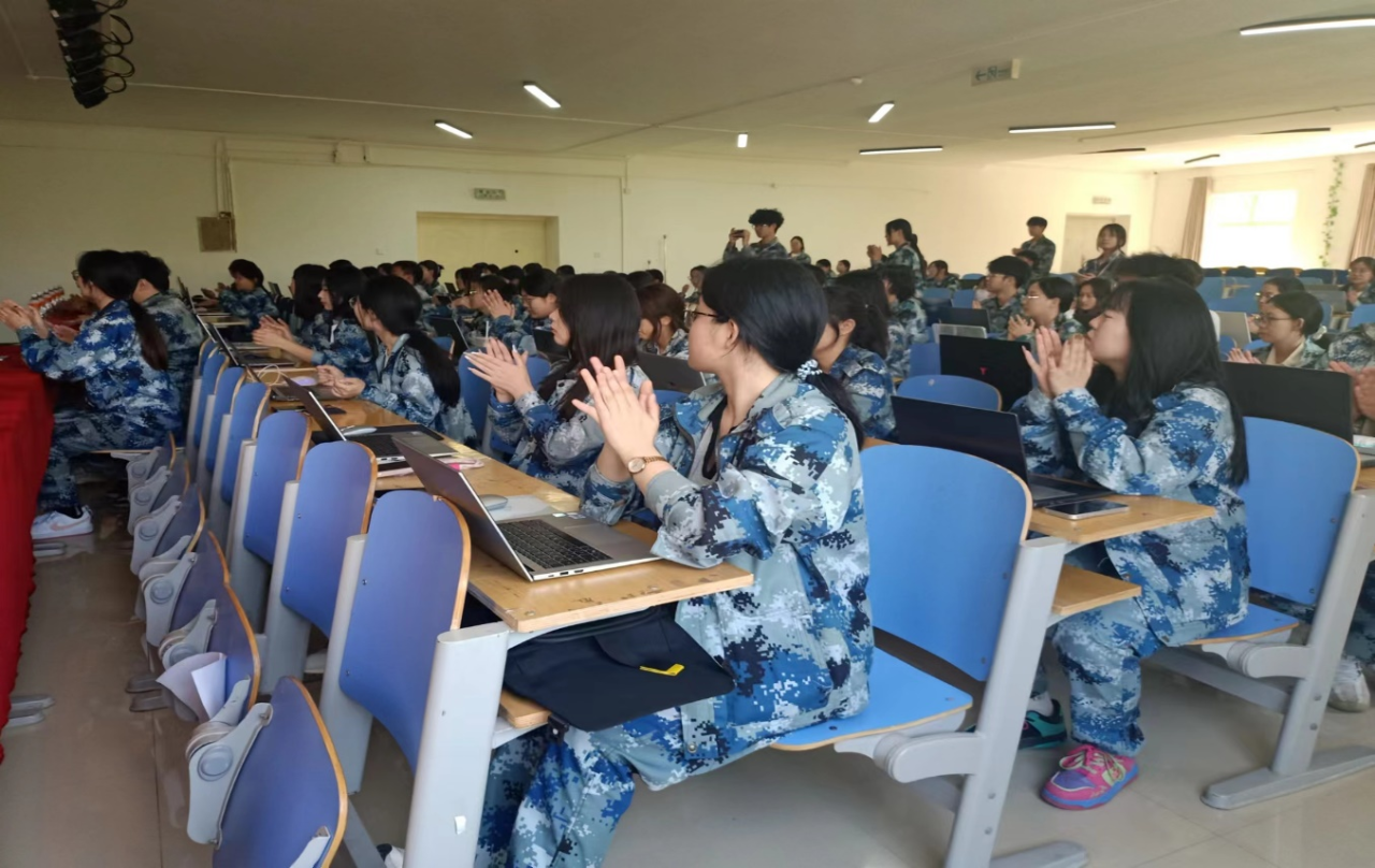 “指尖飛揚(yáng)，運(yùn)指如飛”打字測(cè)速技能大賽