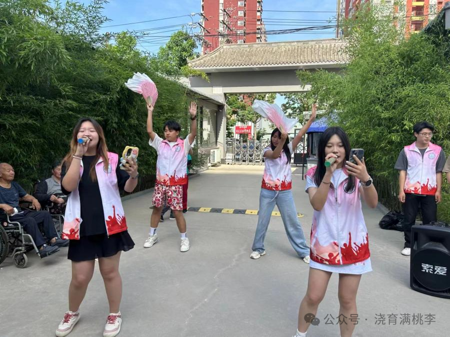 教育學(xué)院成功與善孝居養(yǎng)老院完成孝老敬親實踐教育基地揭牌！
