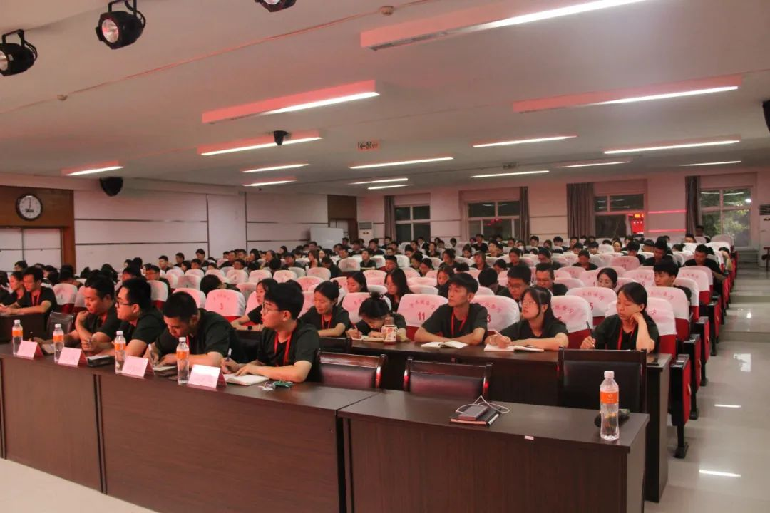 保定理工學院||行遠自邇,篤行不怠——2024-2025學年學管干部第一次培訓會