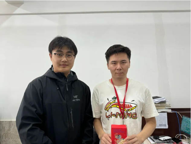 情意滿中秋，月餅送祝福|信工學院為教職工發(fā)放中秋月餅
