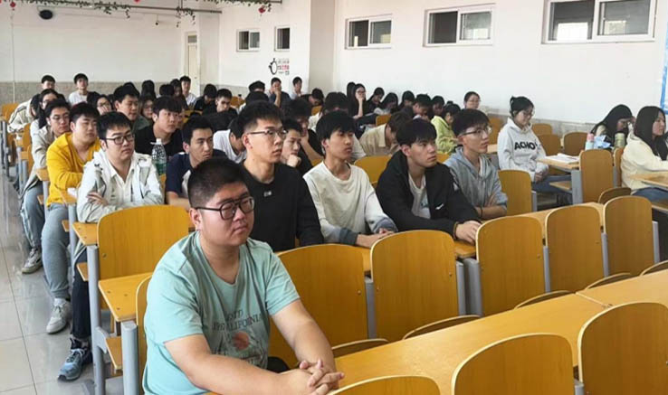 信息科學(xué)與工程學(xué)院攜手?jǐn)?shù)智廣角，共繪AIGC人工智能新藍(lán)圖