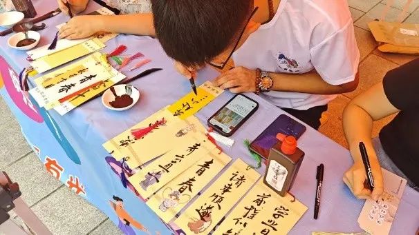 我為同學(xué)做實(shí)事 | 教育學(xué)院“以‘心’迎‘新’,‘育’你相遇”