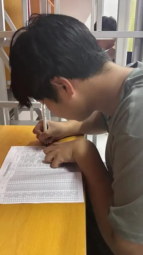 安全教育|保定理工學院|管理學院|平安過國慶，安全需謹記