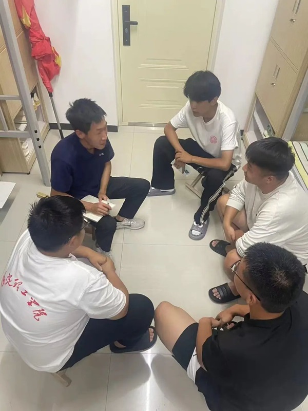 安全教育|保定理工學院|管理學院|平安過國慶，安全需謹記