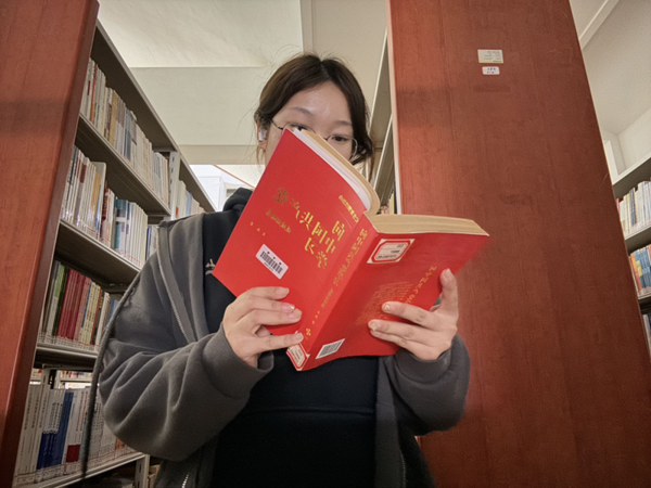 團(tuán)日活動|保定理工學(xué)院|管理學(xué)院|追尋紅色記憶，傳承革命精神