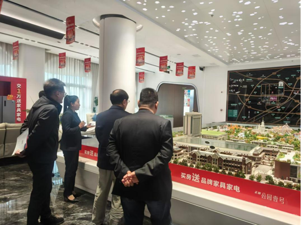 學(xué)生出校園，企業(yè)進(jìn)校園——管理科學(xué)與工程學(xué)院與正迪公司正式簽署實(shí)習(xí)基地合作協(xié)議