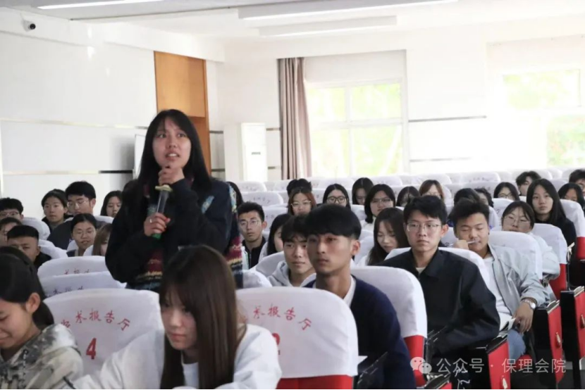 保定理工學院會計學院錘煉精英團隊，領(lǐng)航班級發(fā)展