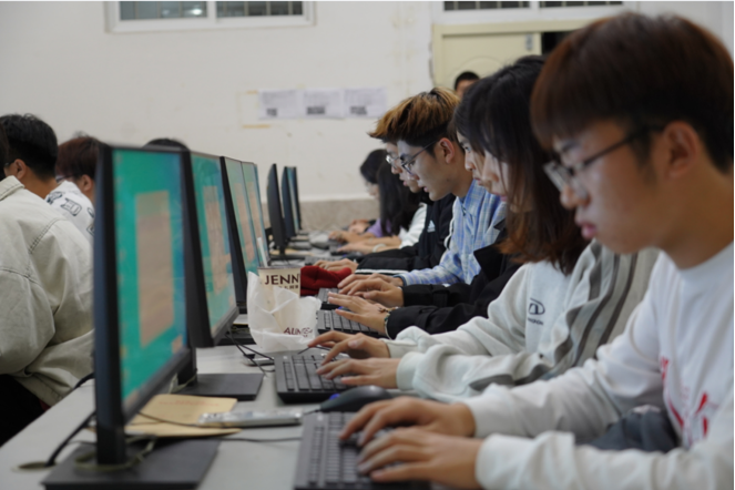 【指尖競速，字符爭霸】信息科學(xué)與工程學(xué)院舉辦打字測速比賽