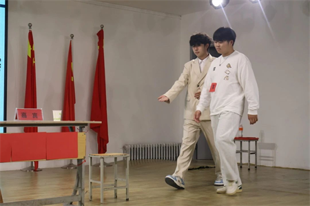 “青春有‘禮’ ‘儀’路前行” 保定理工學院藝術(shù)學院商務禮儀大賽完美落幕